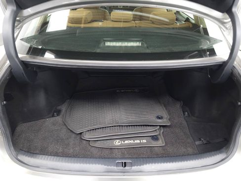 Used 2016 Lexus IS 300 AWD w/ Navigation System Package image 11