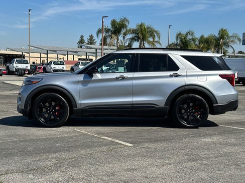 Certified 2020 Ford Explorer ST w/ ST Street Pack image 7