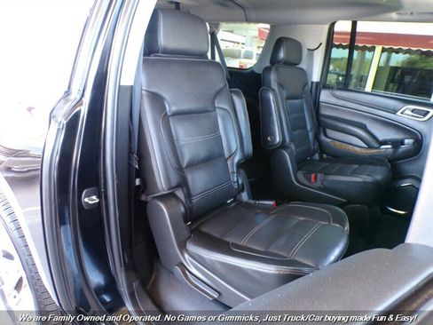 Used 2019 GMC Yukon XL Denali w/ Denali Ultimate Package AWD/4WD image 23