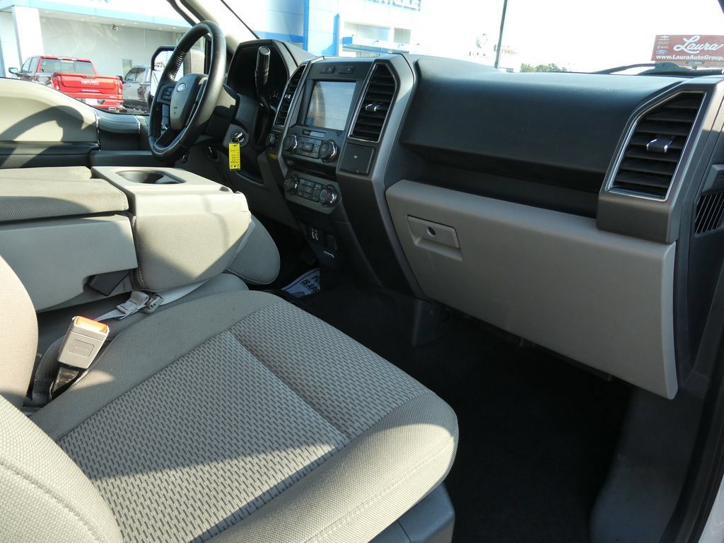 Used 2018 Ford F150 XLT w/ Equipment Group 302A Luxury AWD/4WD image 14
