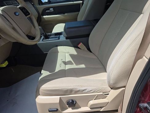 Used 2013 Ford Expedition XLT AWD/4WD image 13