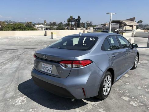 Used 2025 Toyota Corolla LE image 35