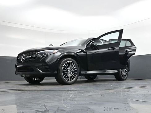 Used 2024 Mercedes-Benz GLC 300 GLC 300 Coupe image 43