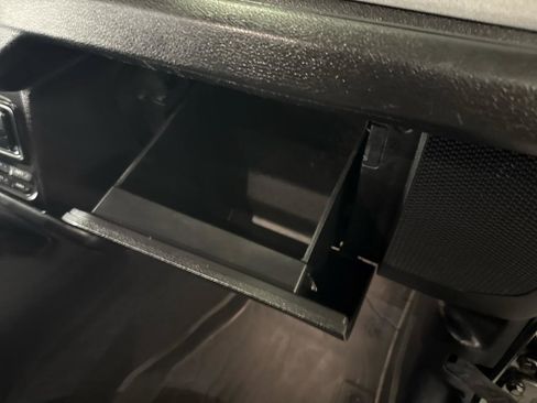 Used 2024 Jeep Wrangler Unlimited image 57