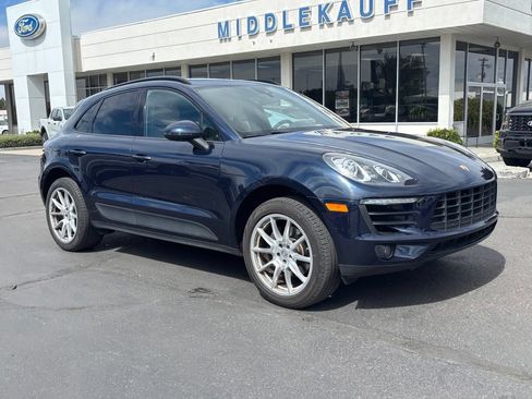 Used 2017 Porsche Macan AWD/4WD image 1