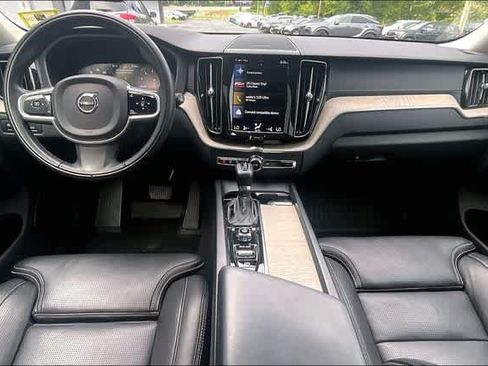 Used 2021 Volvo XC60 T6 Inscription w/ Advanced Package AWD/4WD image 7