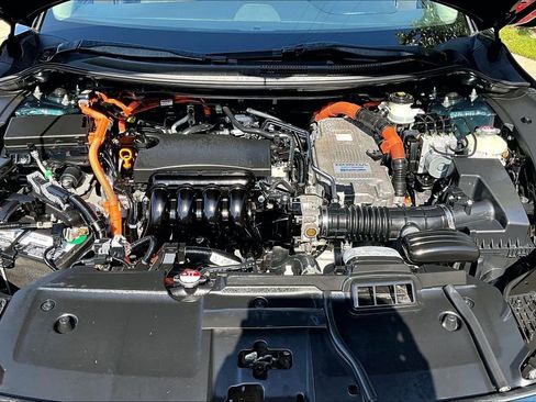 Used 2018 Honda Clarity Touring image 13