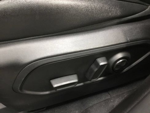 Used 2024 Jeep Grand Cherokee Limited AWD/4WD image 8