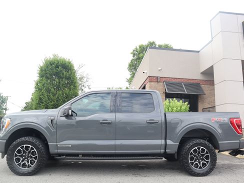 Used 2021 Ford F150 XLT w/ Equipment Group 302A High AWD/4WD image 10
