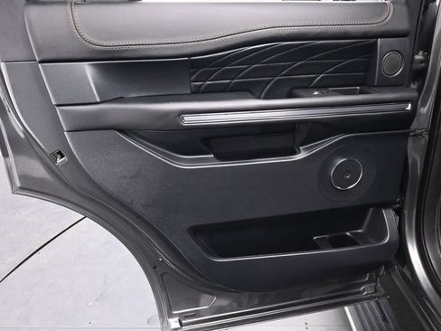 Used 2020 Ford Expedition Platinum RWD image 13