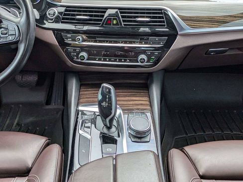 Used 2018 BMW 540i RWD image 22