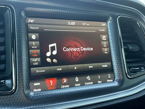 Used 2019 Dodge Challenger SRT Hellcat image 17