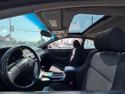 Used 2005 Toyota Solara SE image 19