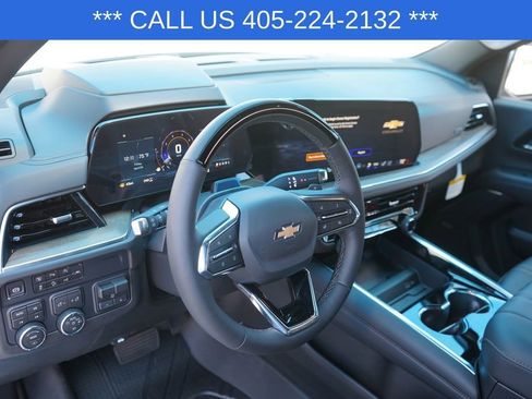 New 2026 Chevrolet Suburban High Country AWD/4WD image 15