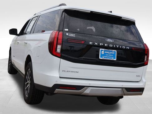 Used 2025 Ford Expedition Max Platinum AWD/4WD image 3