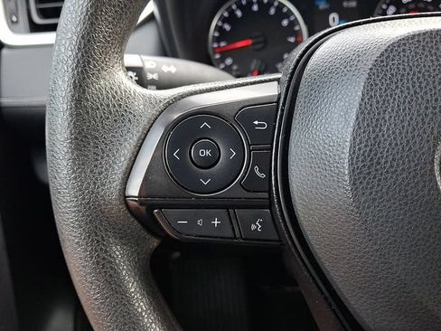Certified 2022 Toyota RAV4 LE AWD/4WD image 20