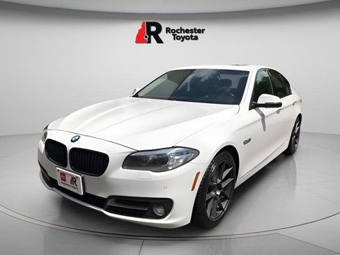 Used 2016 BMW 528i xDrive Sedan AWD/4WD image 3