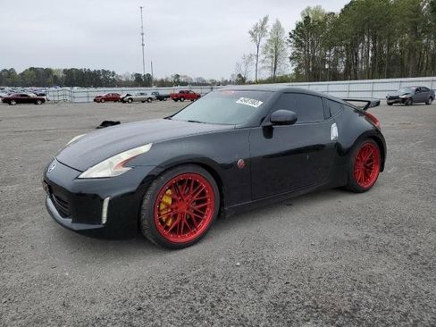 Used 2014 Nissan 370Z Touring w/ Navigation Package image 3