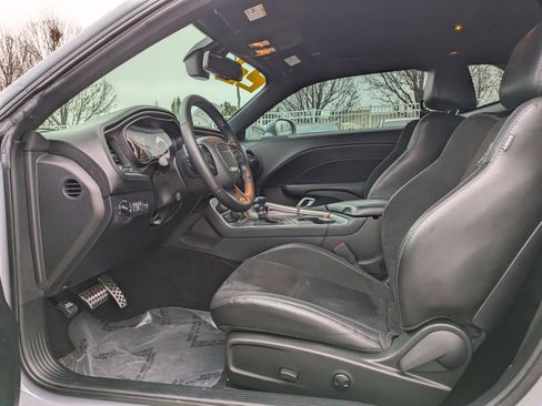 Used 2022 Dodge Challenger R/T Scat Pack w/ Shaker Package image 12