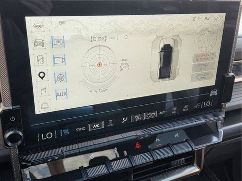 Certified 2025 GMC Hummer EV 3X AWD/4WD image 27