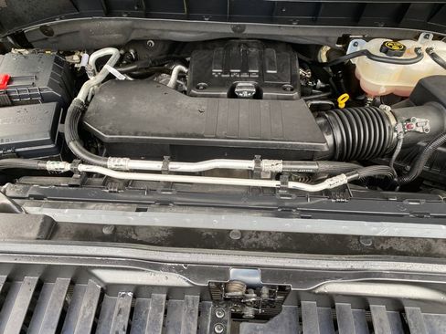 Used 2024 Chevrolet Silverado 1500 RST image 10