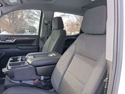 Used 2022 Chevrolet Silverado 1500 LT Trail Boss w/ Protection Package image 12