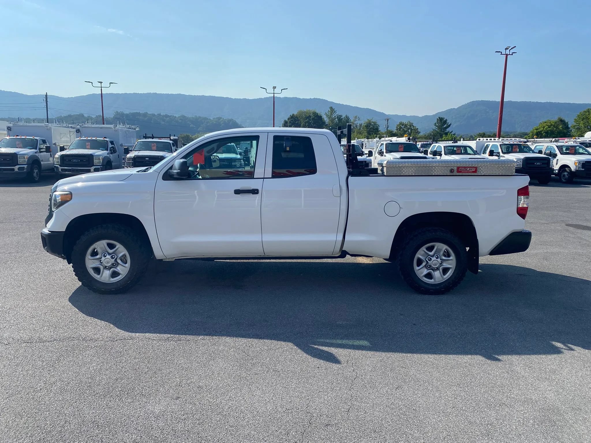 Used 2019 Toyota Tundra SR AWD/4WD image 5