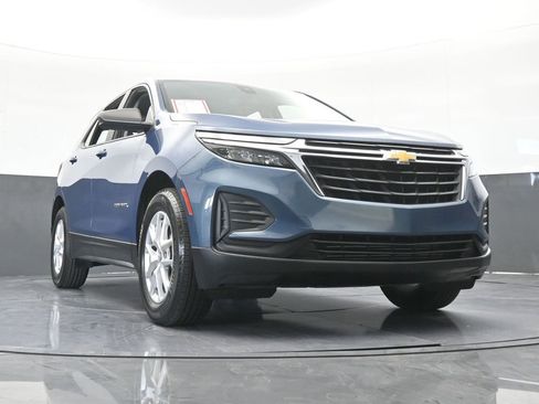 Used 2024 Chevrolet Equinox LS FWD image 57