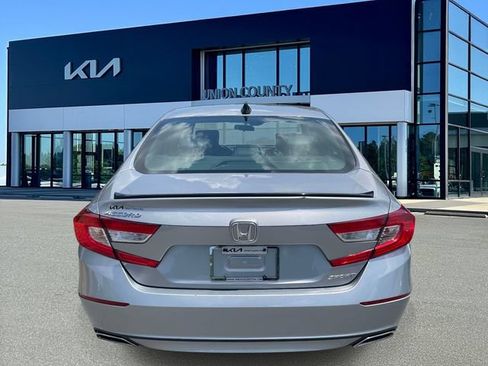 Used 2022 Honda Accord Sport image 5