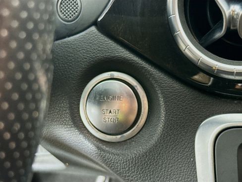 Used 2016 Mercedes-Benz CLA 250 image 19