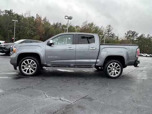 Used 2022 GMC Canyon Denali image 4