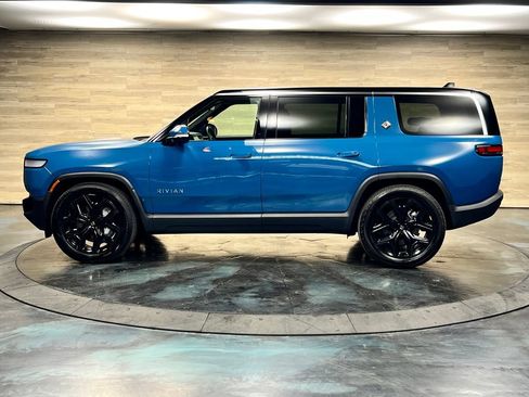 Used 2024 Rivian R1S Adventure AWD/4WD image 25