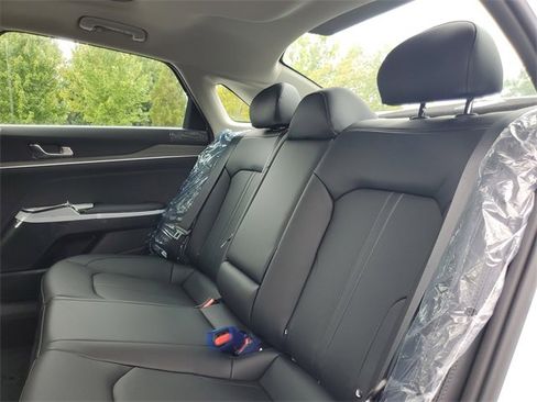 New 2026 Kia K5 EX image 8