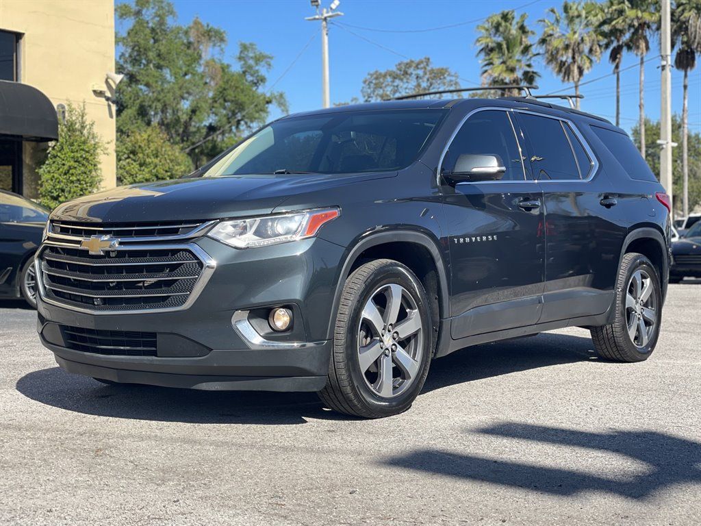 Used 2020 Chevrolet Traverse LT w/ LT Premium Package AWD/4WD image 12