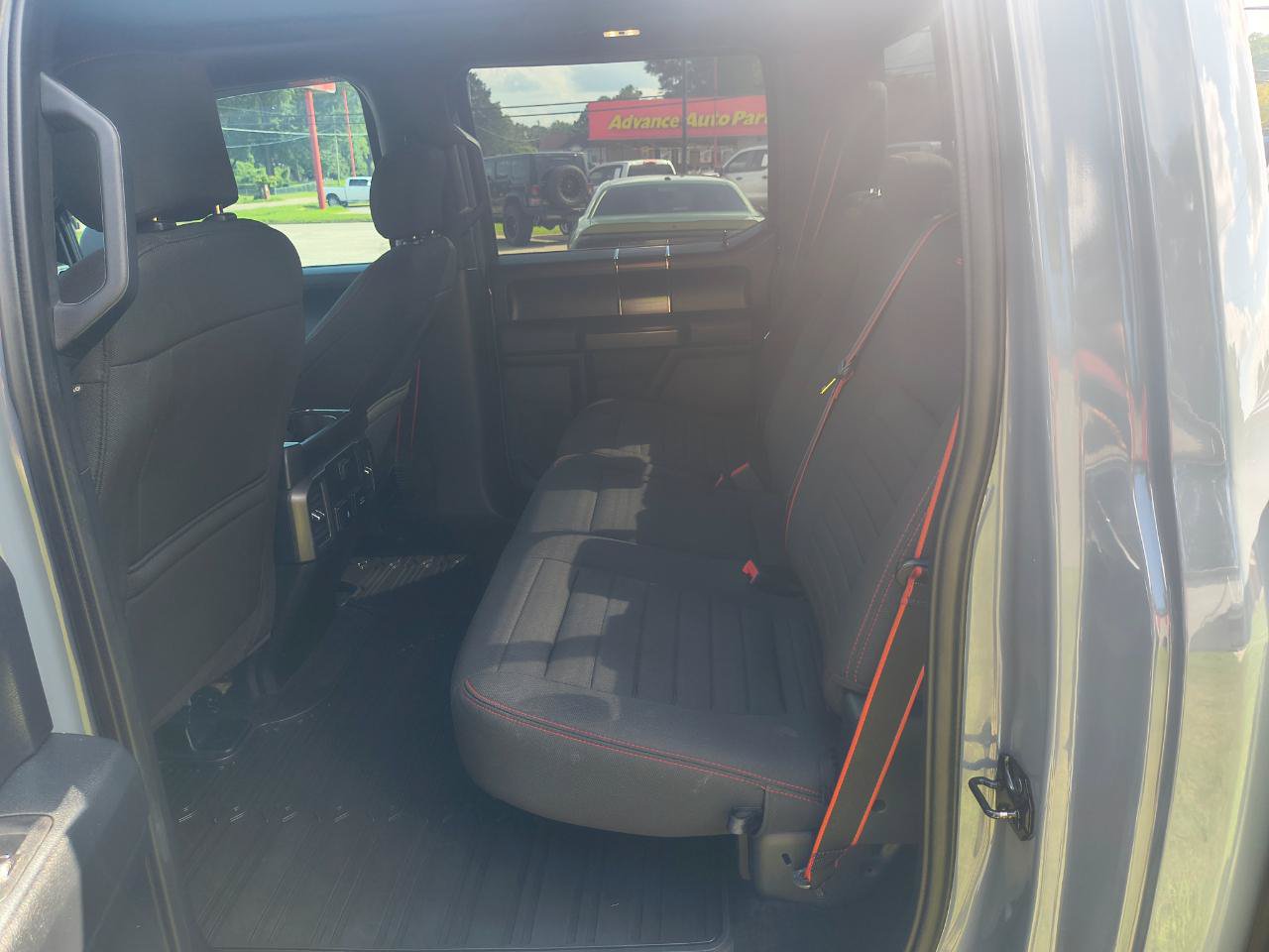 Used 2019 Ford F150 XLT w/ Equipment Group 302A Luxury AWD/4WD image 13