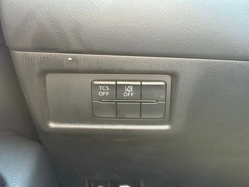 Used 2020 MAZDA CX-5 Touring image 9