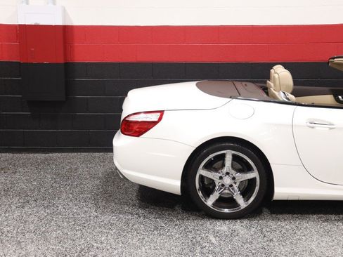 Used 2015 Mercedes-Benz SL 400 image 5