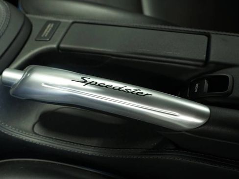 Used 2011 Porsche 911 Speedster image 34