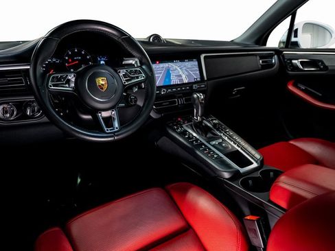 Used 2021 Porsche Macan GTS image 39