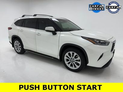 Used 2021 Toyota Highlander Limited