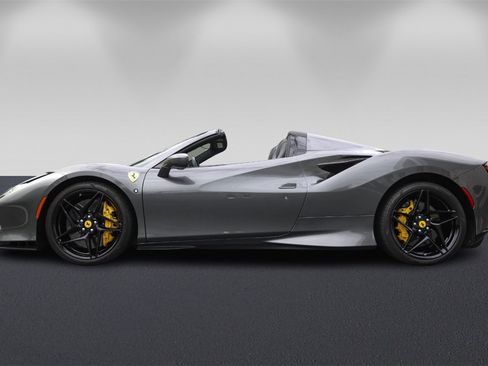 Certified 2022 Ferrari F8 Tributo image 6