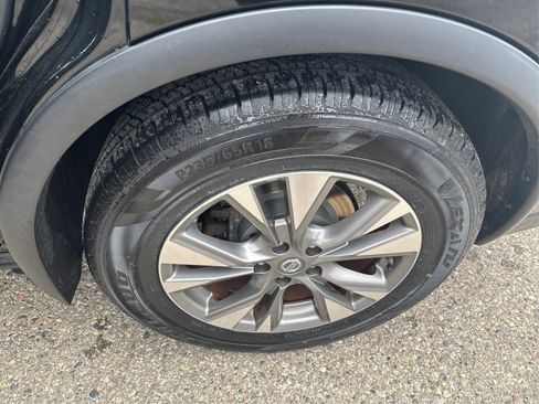 Used 2018 Nissan Murano SV image 21