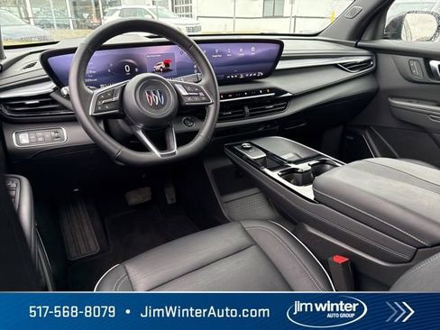 Used 2025 Buick Enclave Sport Touring image 28