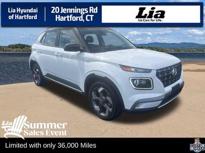 Certified 2023 Hyundai Venue Limited w/ Cargo Package