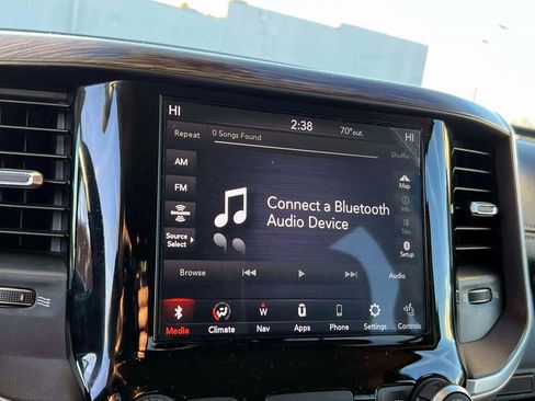 Used 2019 RAM 1500 Laramie image 25