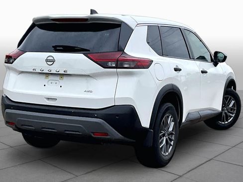 Used 2023 Nissan Rogue S AWD/4WD image 13