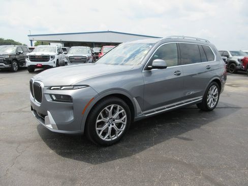 Used 2023 BMW X7 xDrive40i w/ Executive Package AWD/4WD image 12