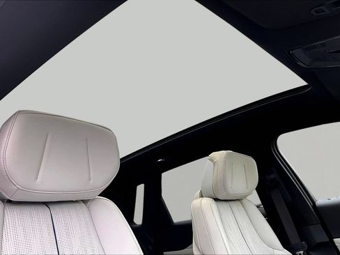Certified 2025 Cadillac Lyriq Sport w/ LPO, Floor Liner Package AWD/4WD image 27