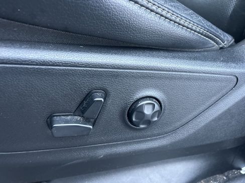 Used 2020 RAM 1500 Sport w/ Leather & Sound Group image 11