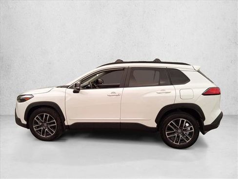 Used 2026 Toyota Corolla Cross XLE w/ Convenience Package image 8